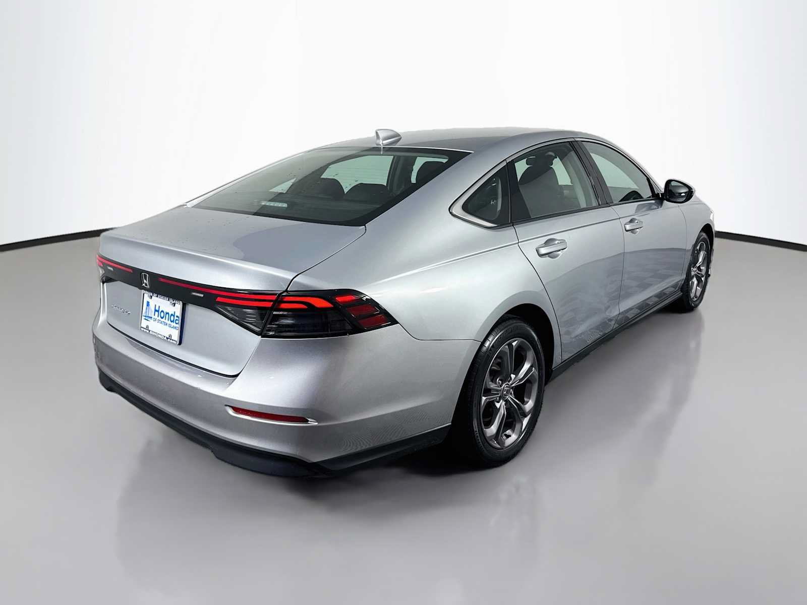 Certified 2024 Honda Accord EX image 6