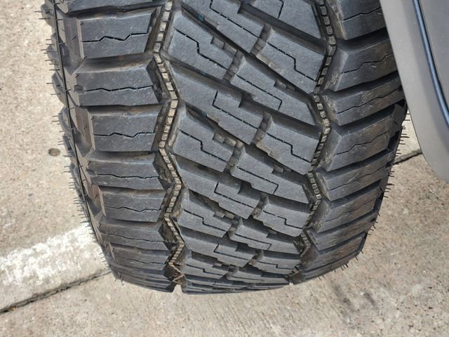 Used 2018 Jeep Wrangler Unlimited Rubicon w/ LED Lighting Group image 11