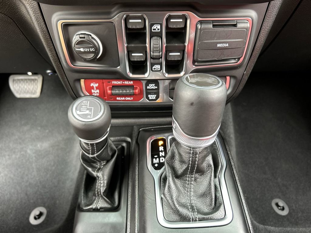 Used 2024 Jeep Wrangler Unlimited Rubicon 392 AWD/4WD image 16