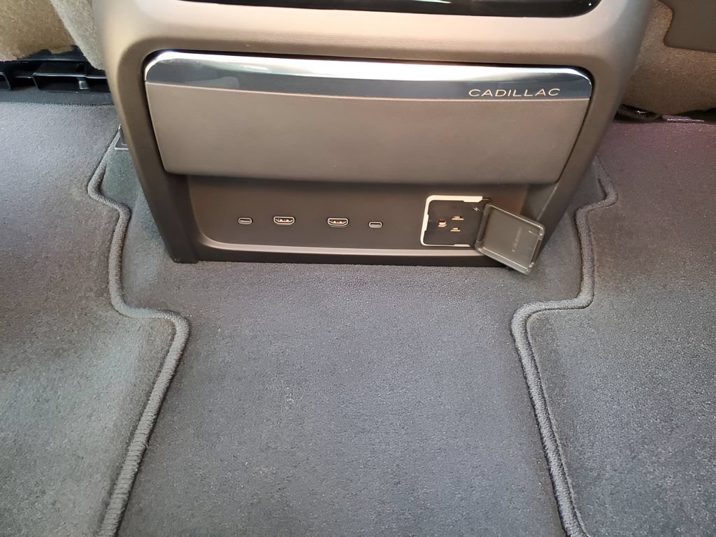 New 2026 Cadillac Escalade IQL Sport 2 AWD/4WD image 28