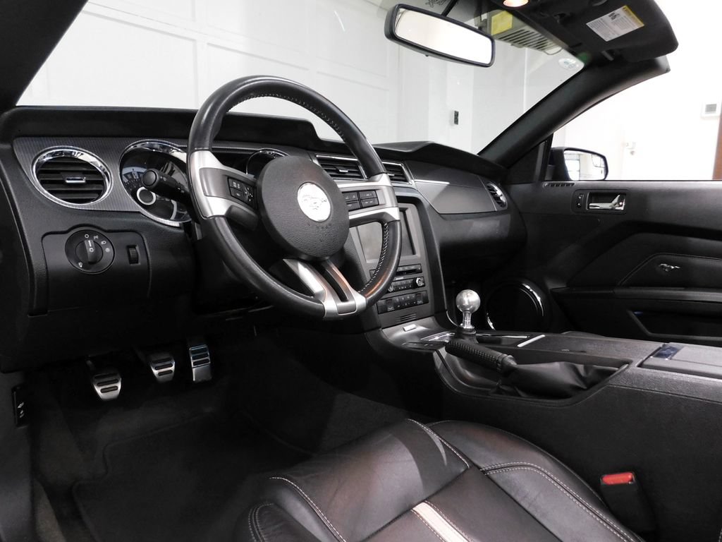 Used 2013 Ford Mustang GT Premium w/ Electronics Pkg RWD image 38