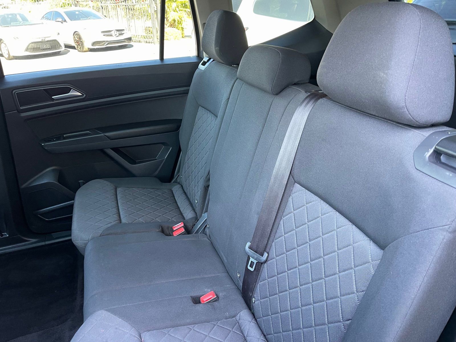 Used 2018 Volkswagen Atlas Launch Edition FWD image 15