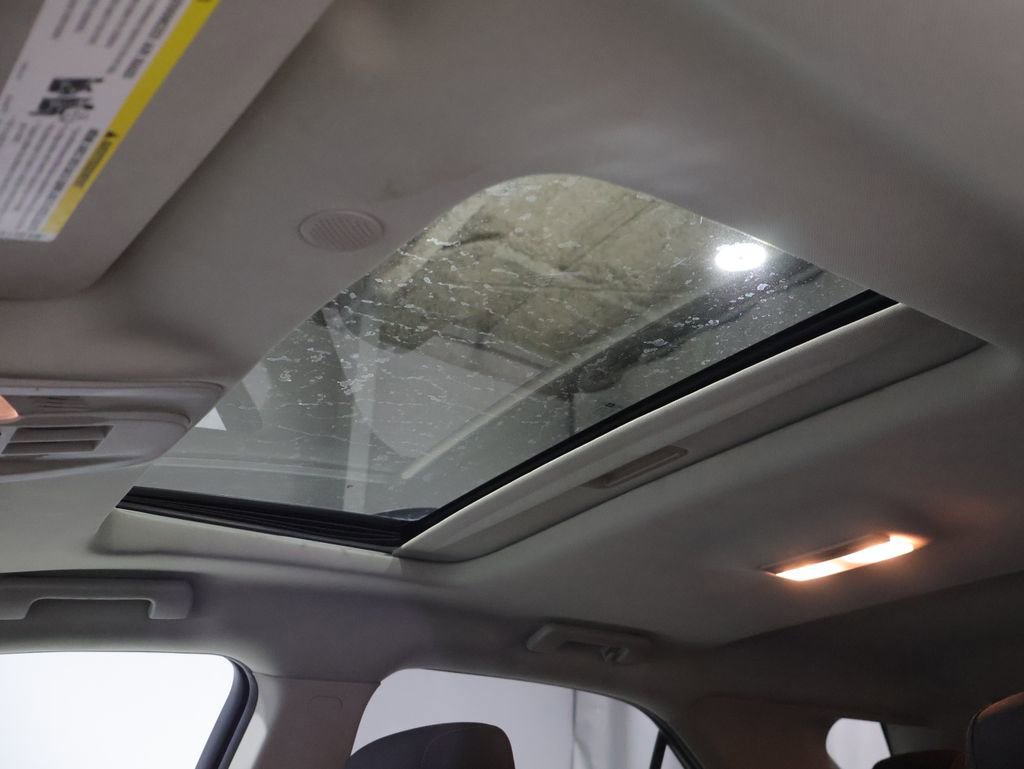 Used 2012 Chevrolet Equinox LT w/ Driver Convenience Package image 29