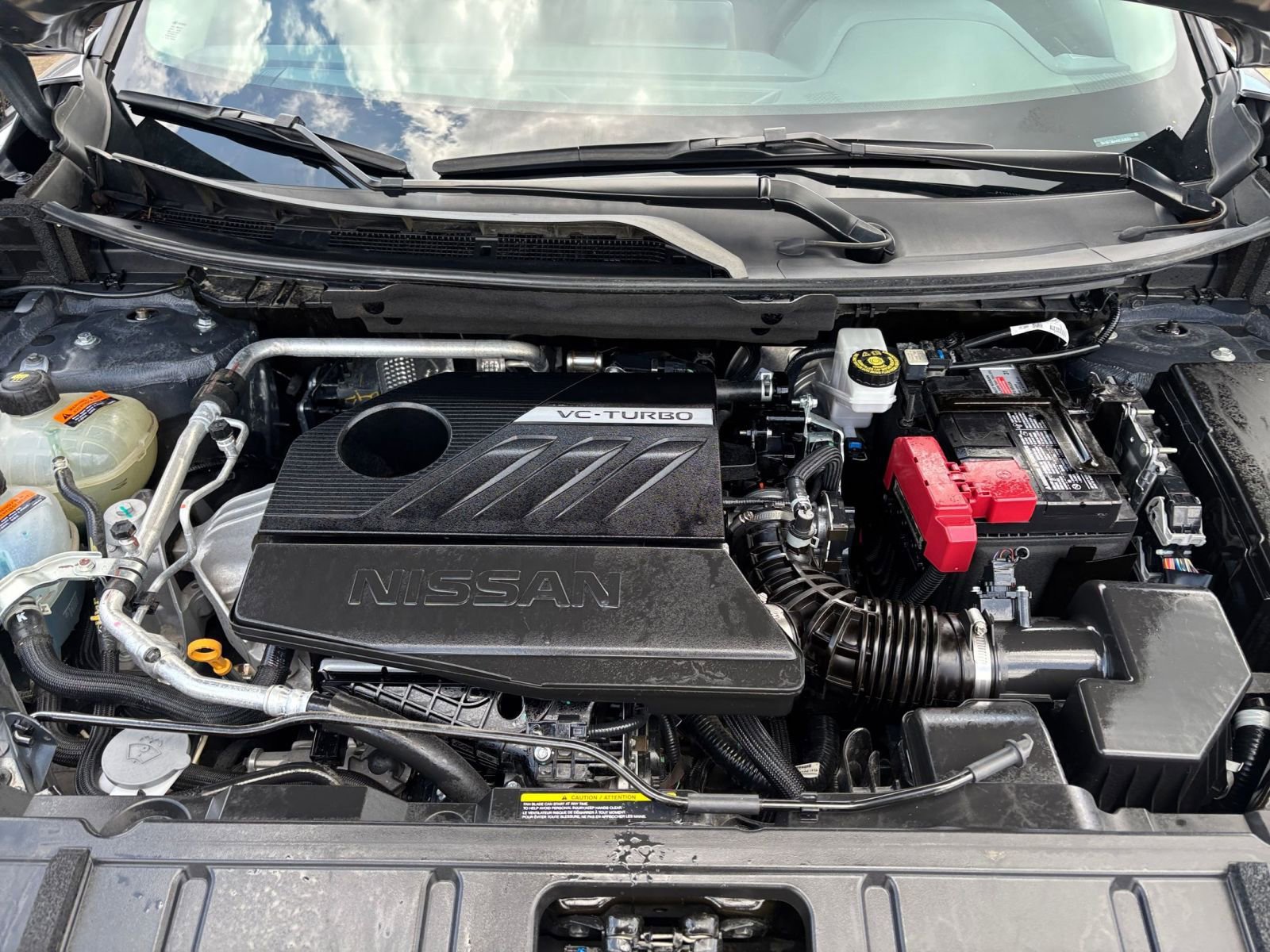 Used 2025 Nissan Rogue SV FWD image 34