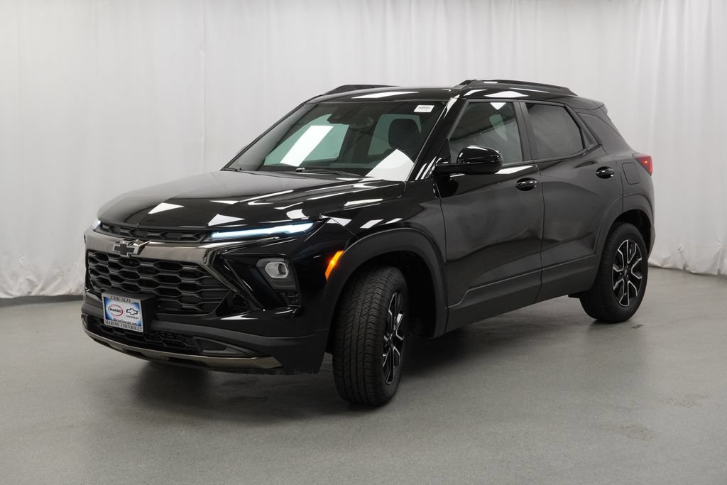 New 2026 Chevrolet TrailBlazer ACTIV w/ Convenience Package FWD image 3