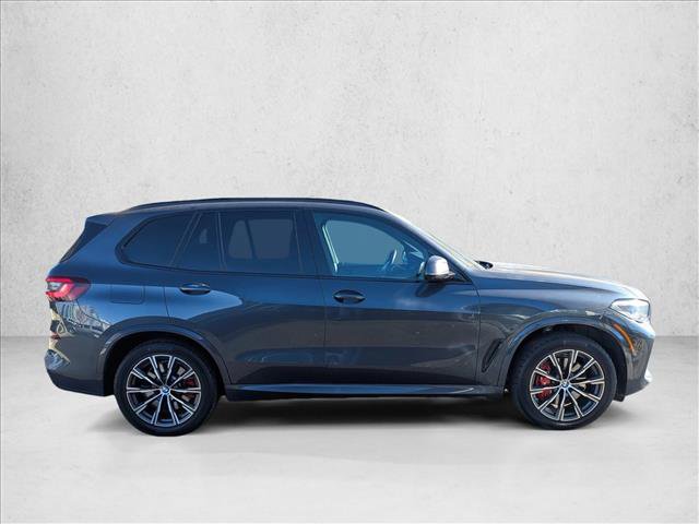 Used 2021 BMW X5 xDrive40i w/ M Sport Package image 4