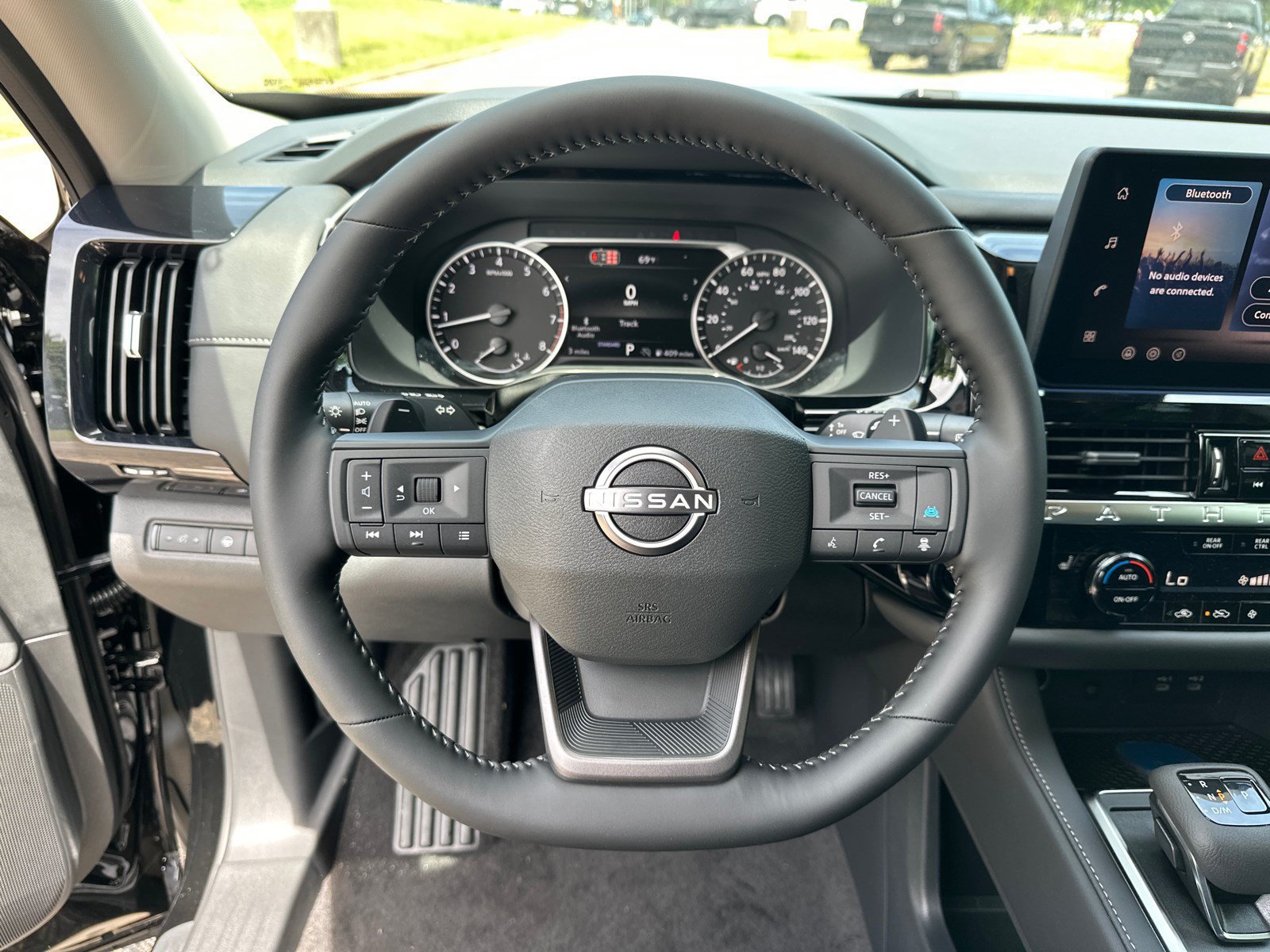 New 2026 Nissan Pathfinder SV w/ SV Premium Package FWD image 24