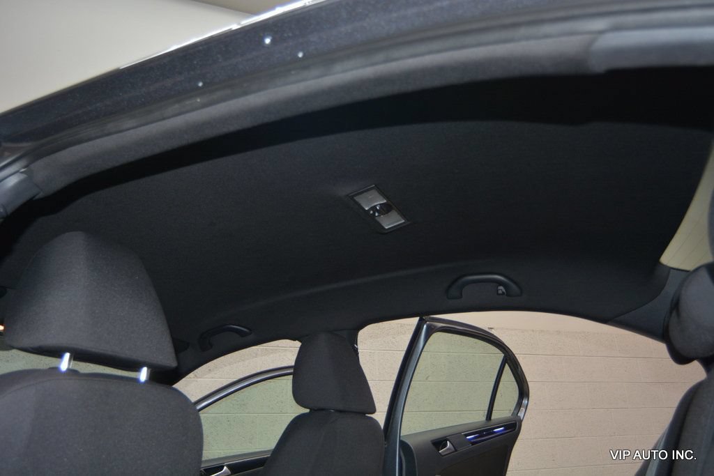 Used 2015 Volkswagen Jetta SE FWD image 31