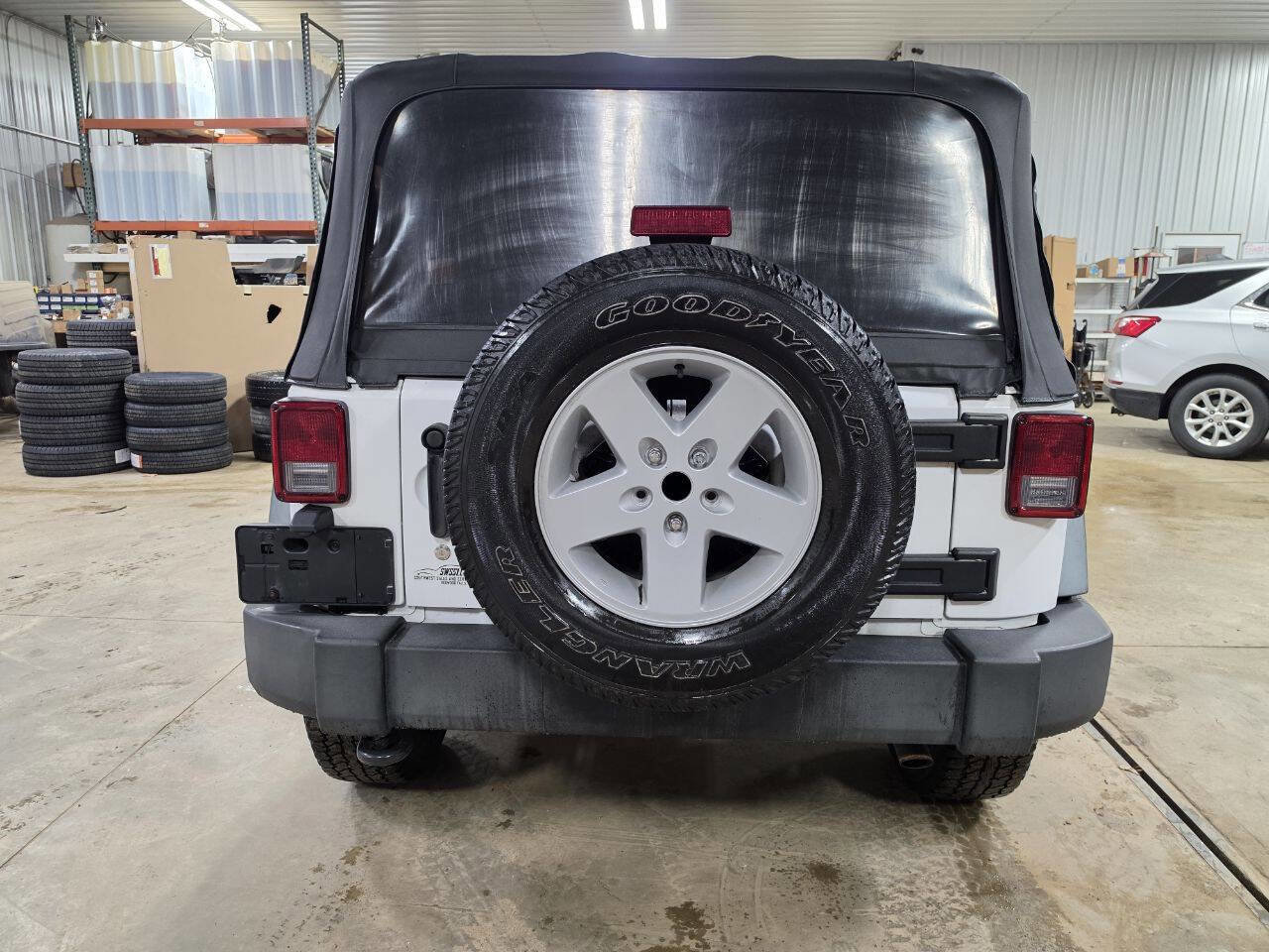 Used 2012 Jeep Wrangler Sport AWD/4WD image 8