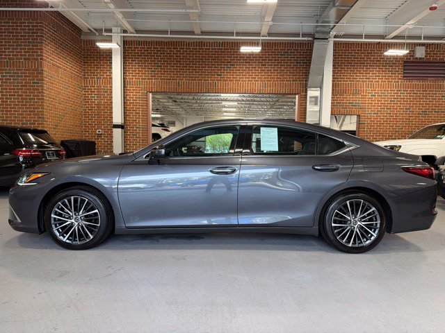 Used 2024 Lexus ES 350 w/ Premium Package FWD image 4