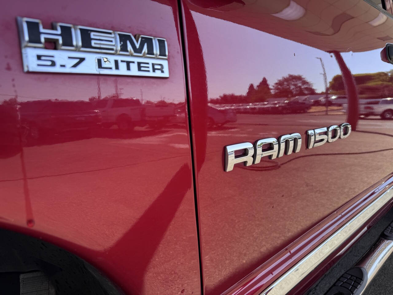 Used 2006 Dodge Ram 1500 Truck Laramie AWD/4WD image 2