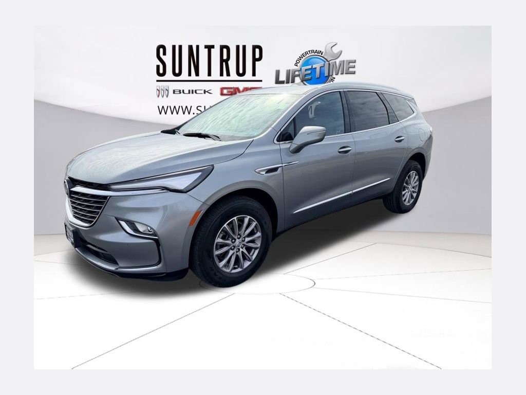 Used 2024 Buick Enclave Essence