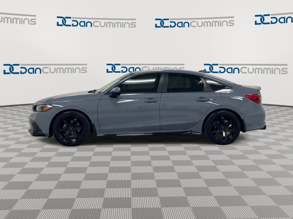 Used 2022 Honda Civic Touring image 5