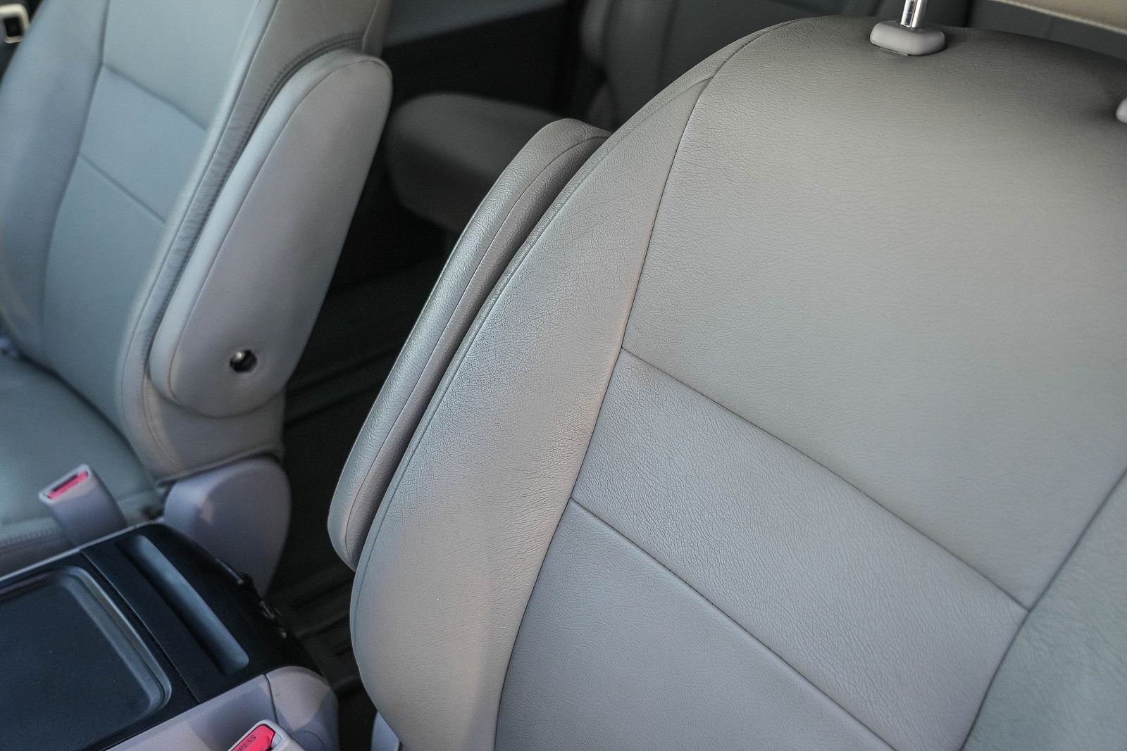 Certified 2020 Toyota Sienna LE w/ Carpet Mat Package FWD image 25