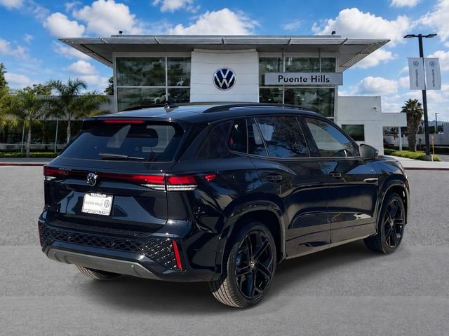 New 2026 Volkswagen Tiguan SE R-Line FWD image 4