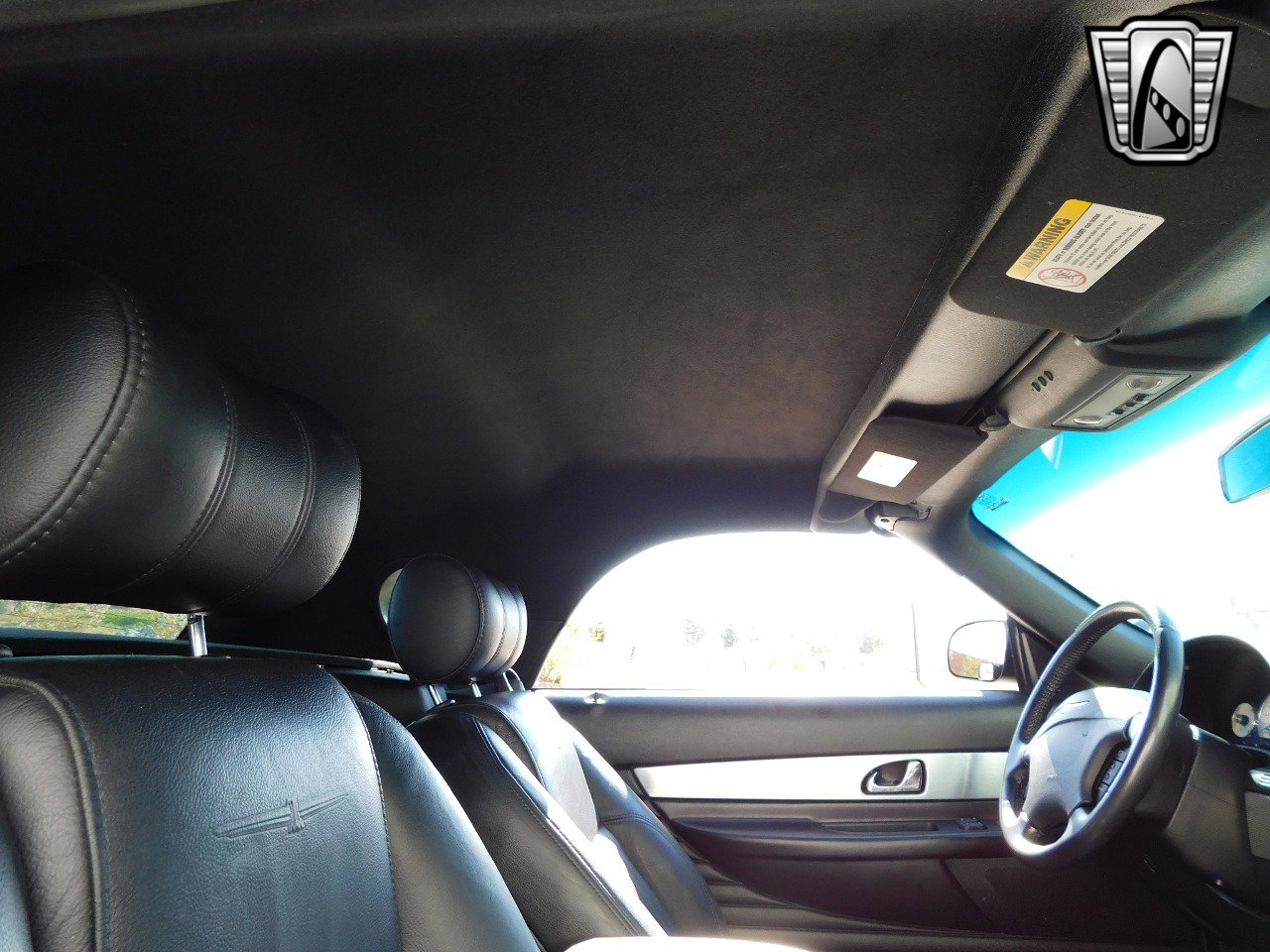 Used 2004 Ford Thunderbird image 26