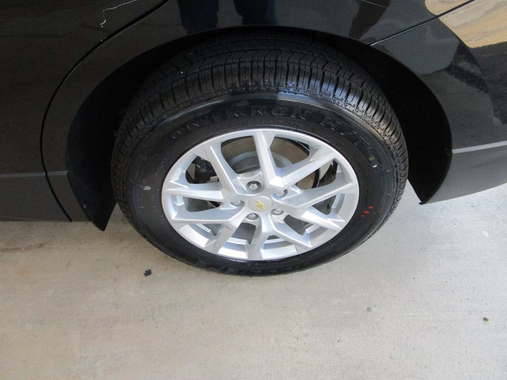 Used 2022 Chevrolet Equinox LS w/ LS Convenience Package FWD image 10