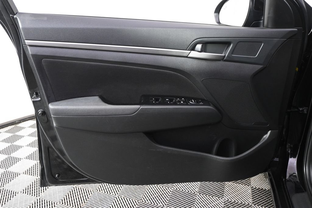Used 2018 Hyundai Elantra SEL FWD image 22
