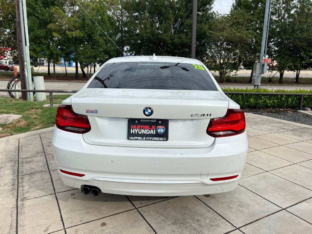 Used 2020 BMW 230i Coupe w/ Convenience Package RWD image 11