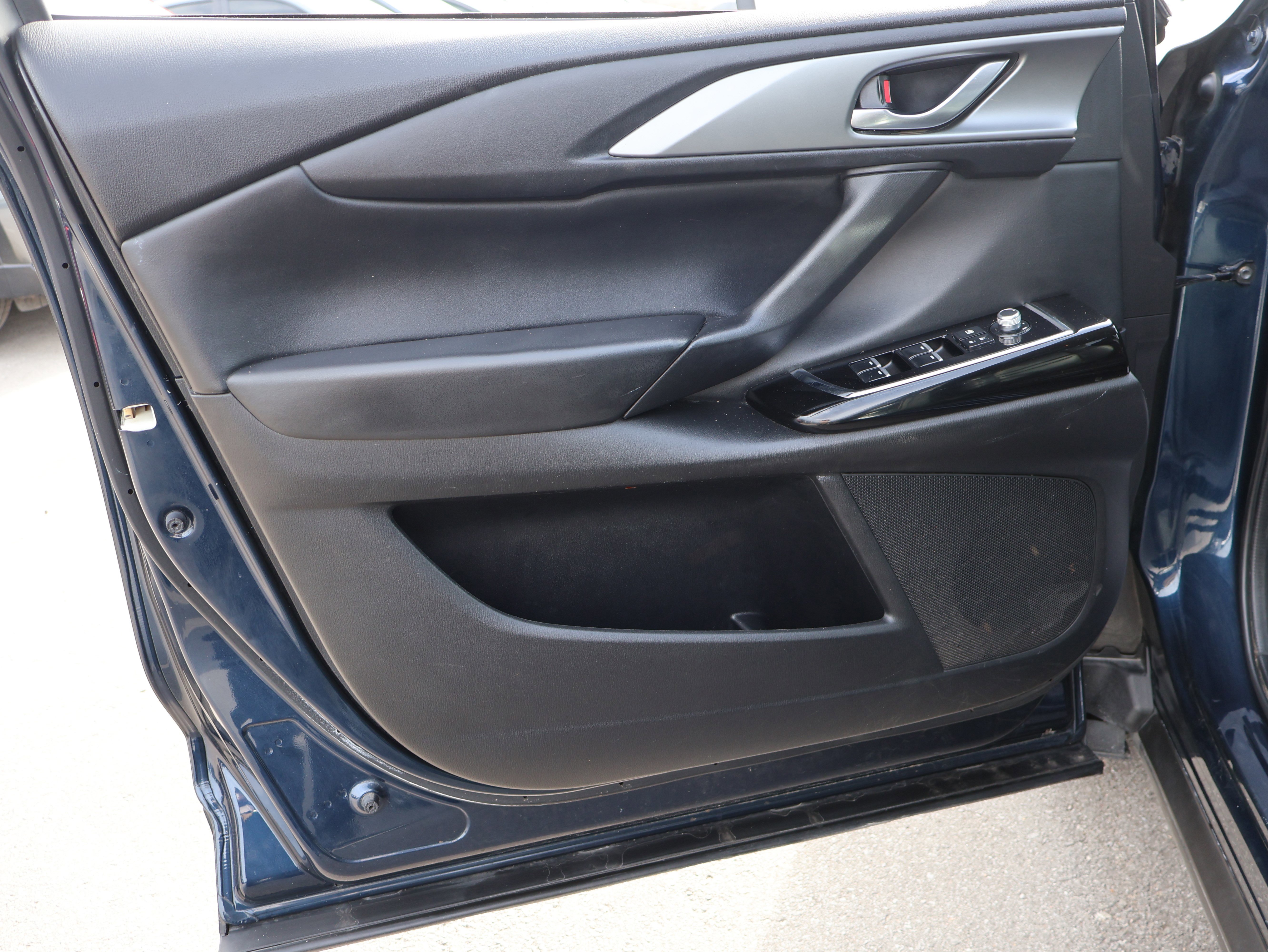 Used 2020 MAZDA CX-9 Touring image 35