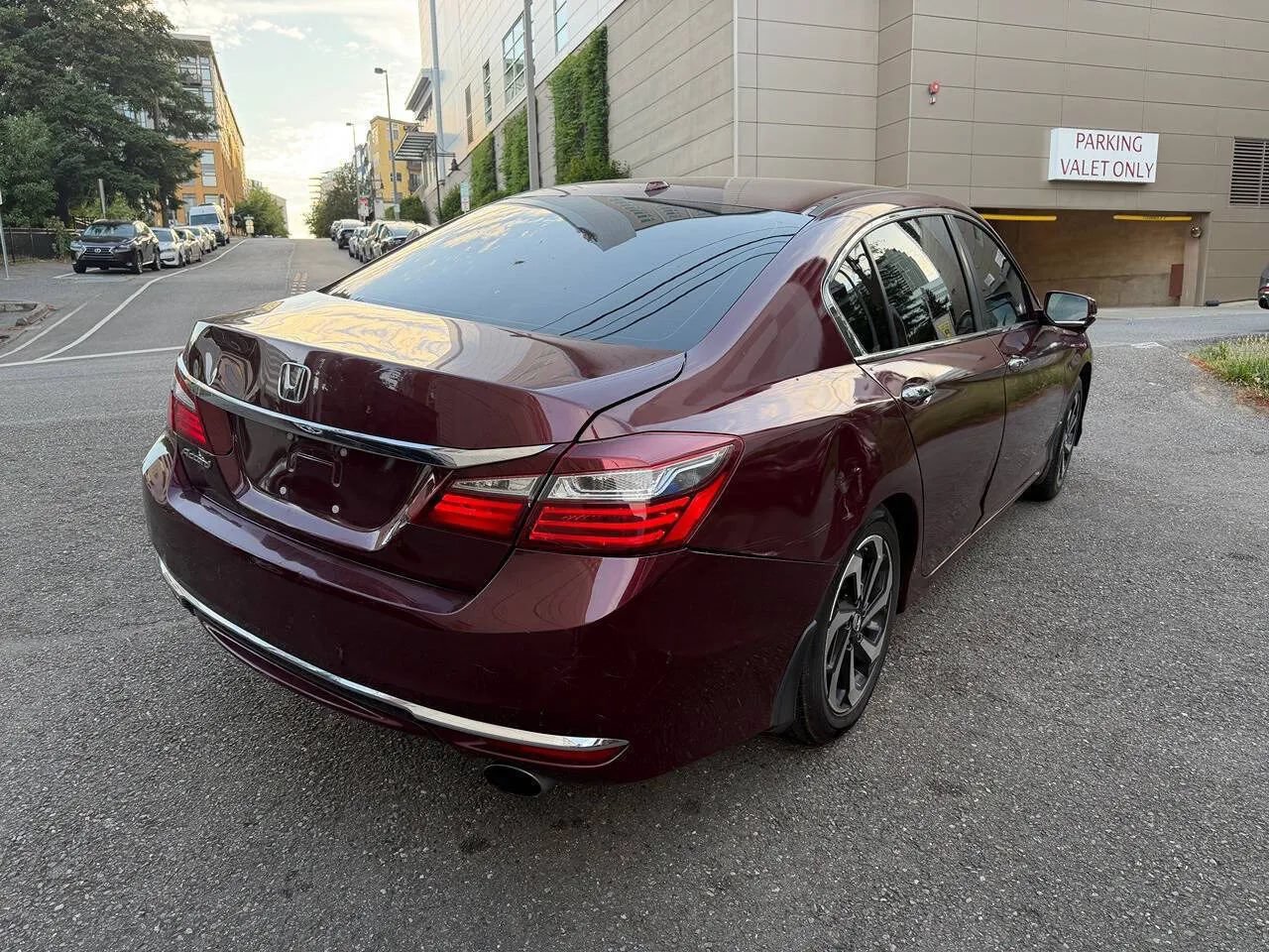 Used 2016 Honda Accord EX-L image 11