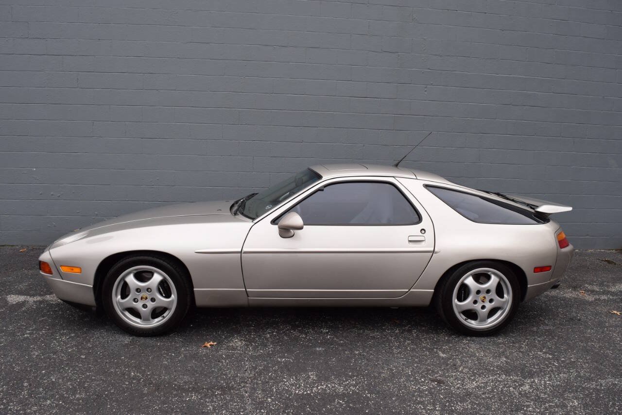 Used 1993 Porsche 928 GTS RWD image 8