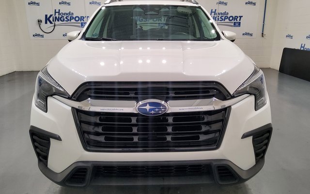 Used 2024 Subaru Ascent Premium w/ Convenience Package image 7