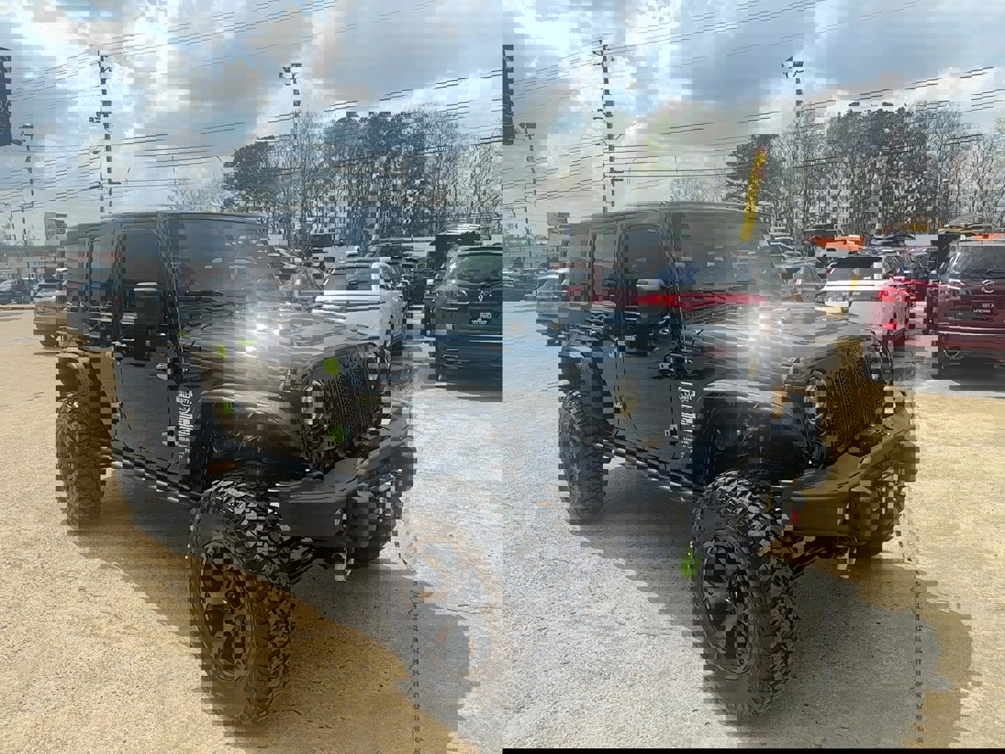 Used 2012 Jeep Wrangler Unlimited Rubicon image 3