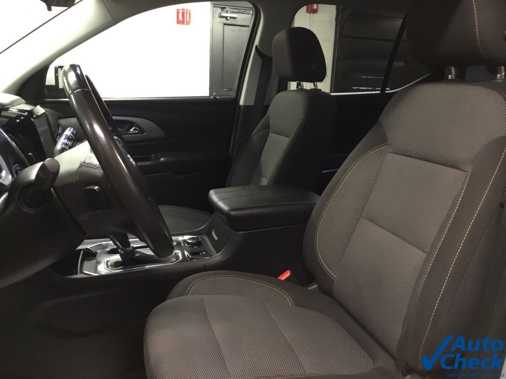 Used 2018 Chevrolet Traverse LT image 26