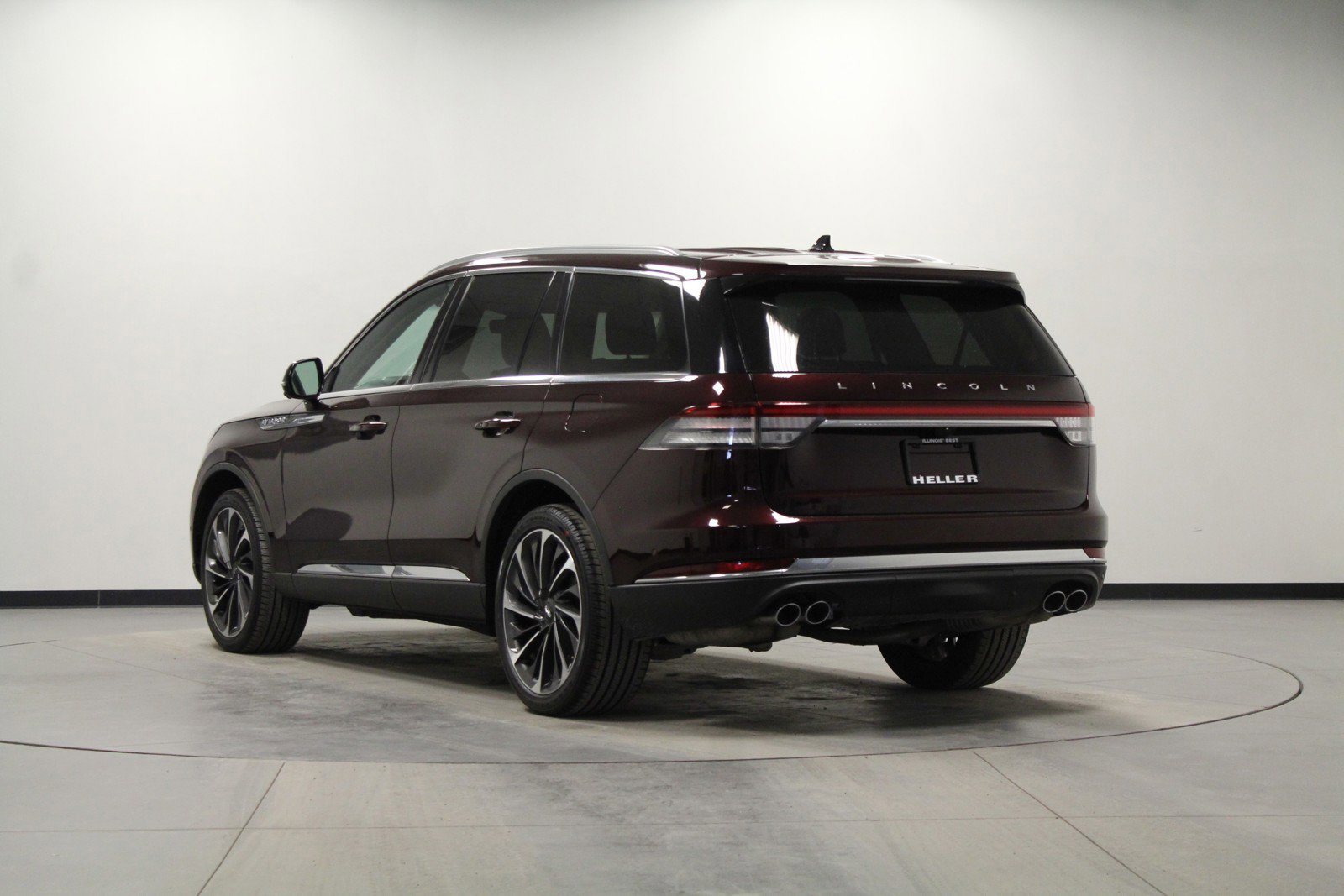 Used 2022 Lincoln Aviator Reserve w/ Equipment Group 201A image 6