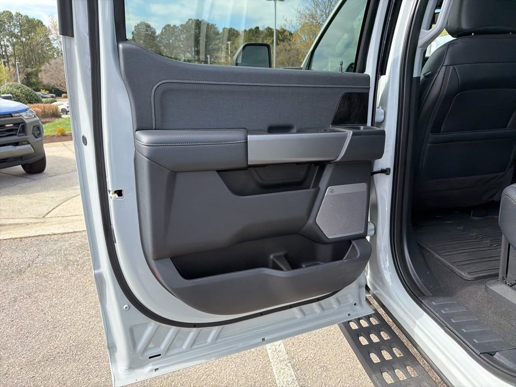 Used 2025 Ford F250 Lariat w/ Lariat Ultimate Package image 23