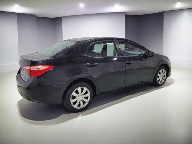 Used 2017 Toyota Corolla LE image 17
