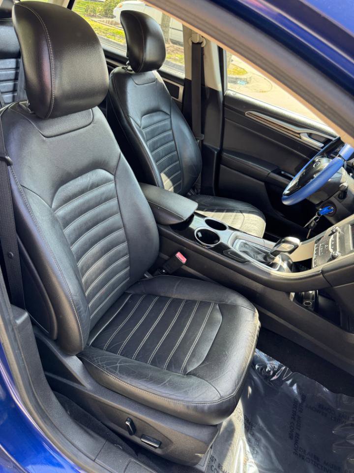 Used 2013 Ford Fusion SE image 16