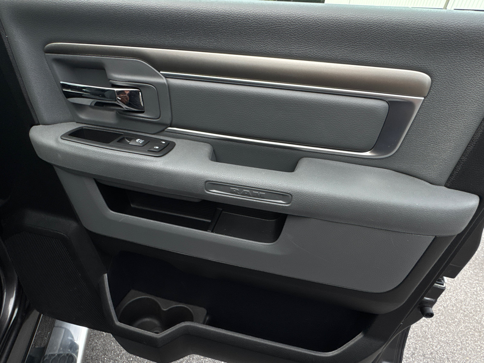 Used 2015 RAM 1500 Big Horn AWD/4WD image 16