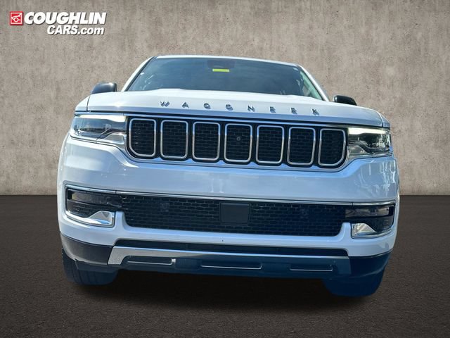 Used 2023 Jeep Wagoneer L Series III w/ Premium Group I AWD/4WD image 2