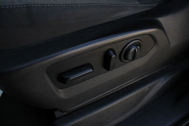 Used 2020 Chevrolet Silverado 1500 LT w/ Fleet Comfort Package AWD/4WD image 3