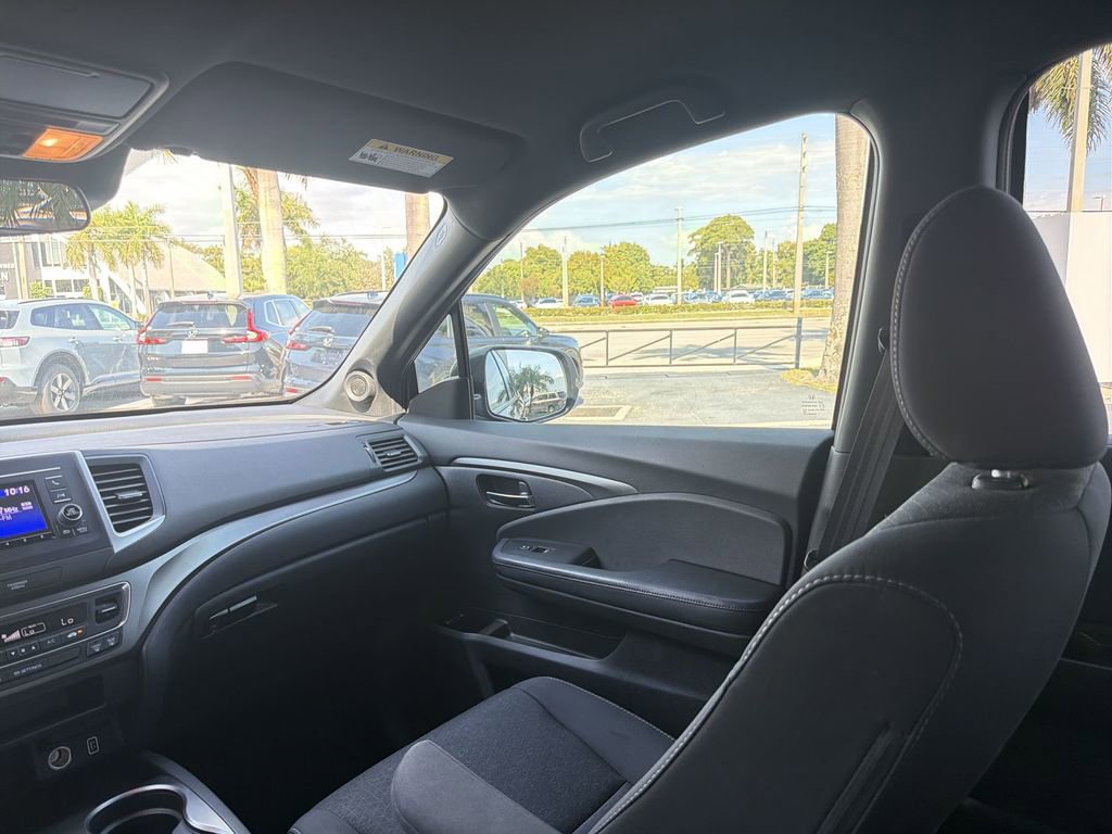 Used 2019 Honda Passport Sport image 11