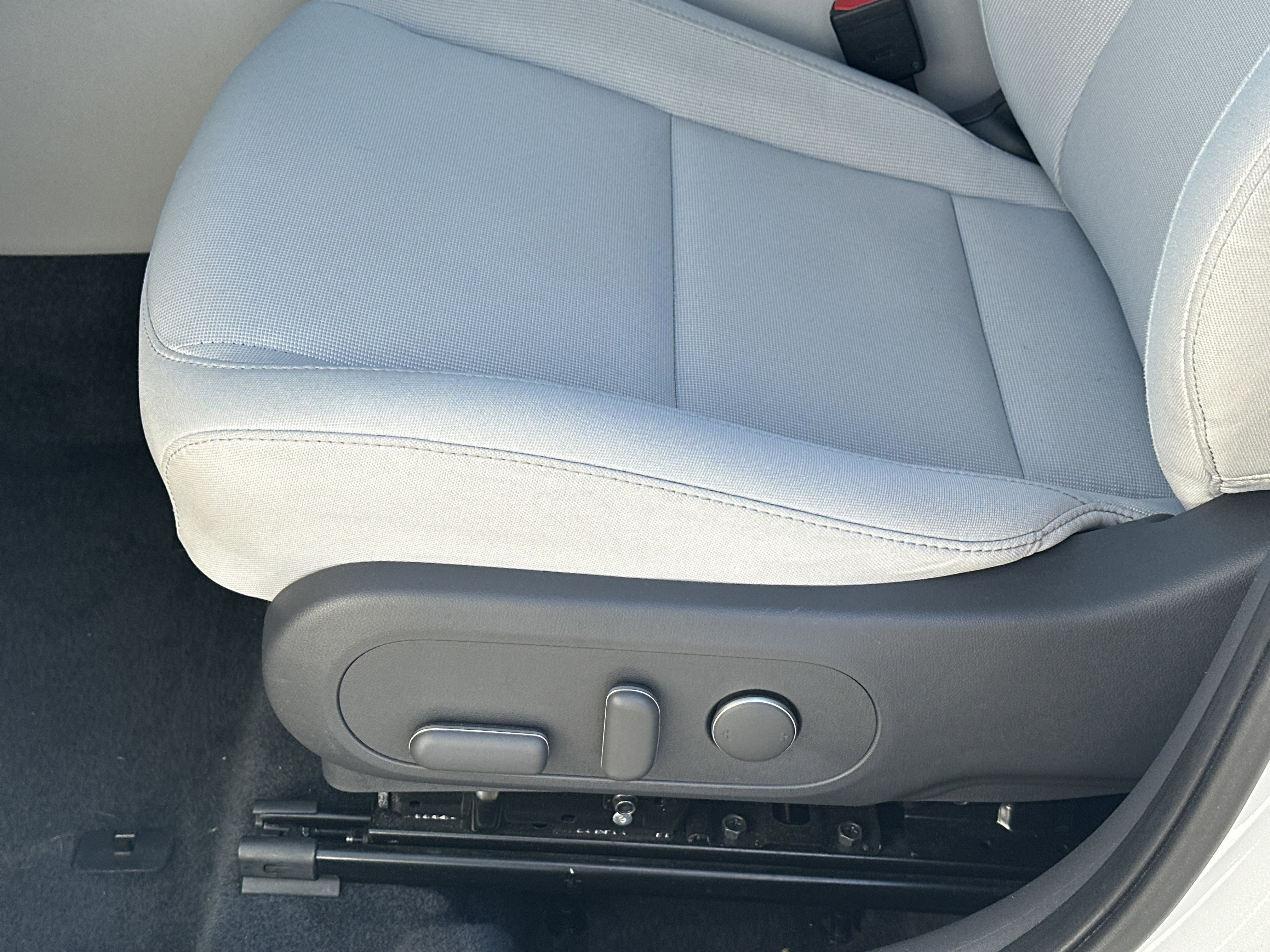 Used 2025 Hyundai Kona SEL AWD/4WD image 10