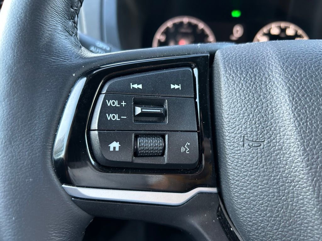 Used 2025 Honda Odyssey Elite image 24