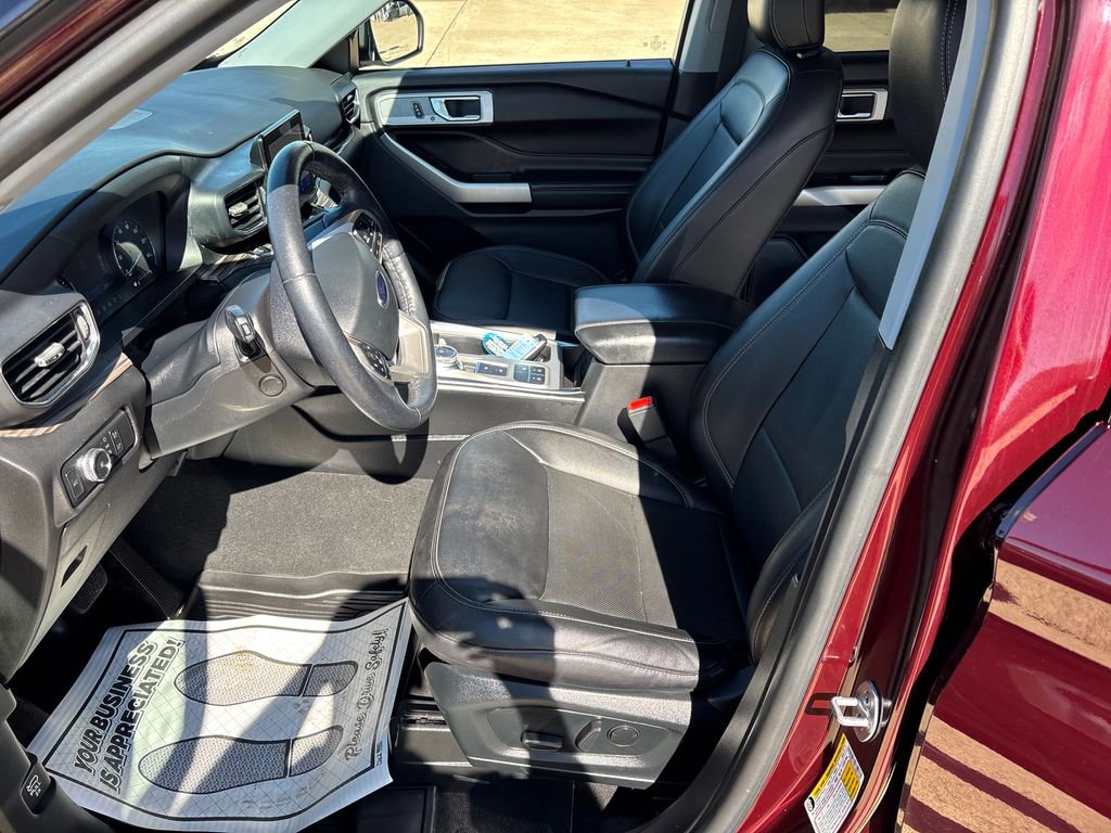 Used 2022 Ford Explorer Limited w/ Equipment Group 301A image 10