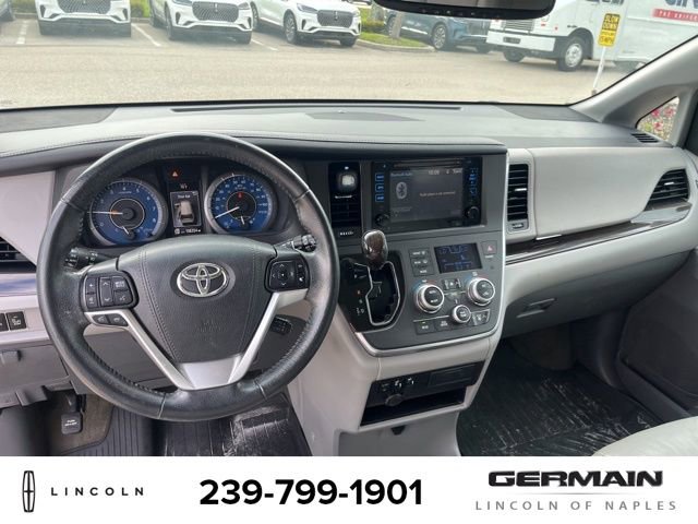 Used 2017 Toyota Sienna XLE w/ XLE Navigation Package image 15
