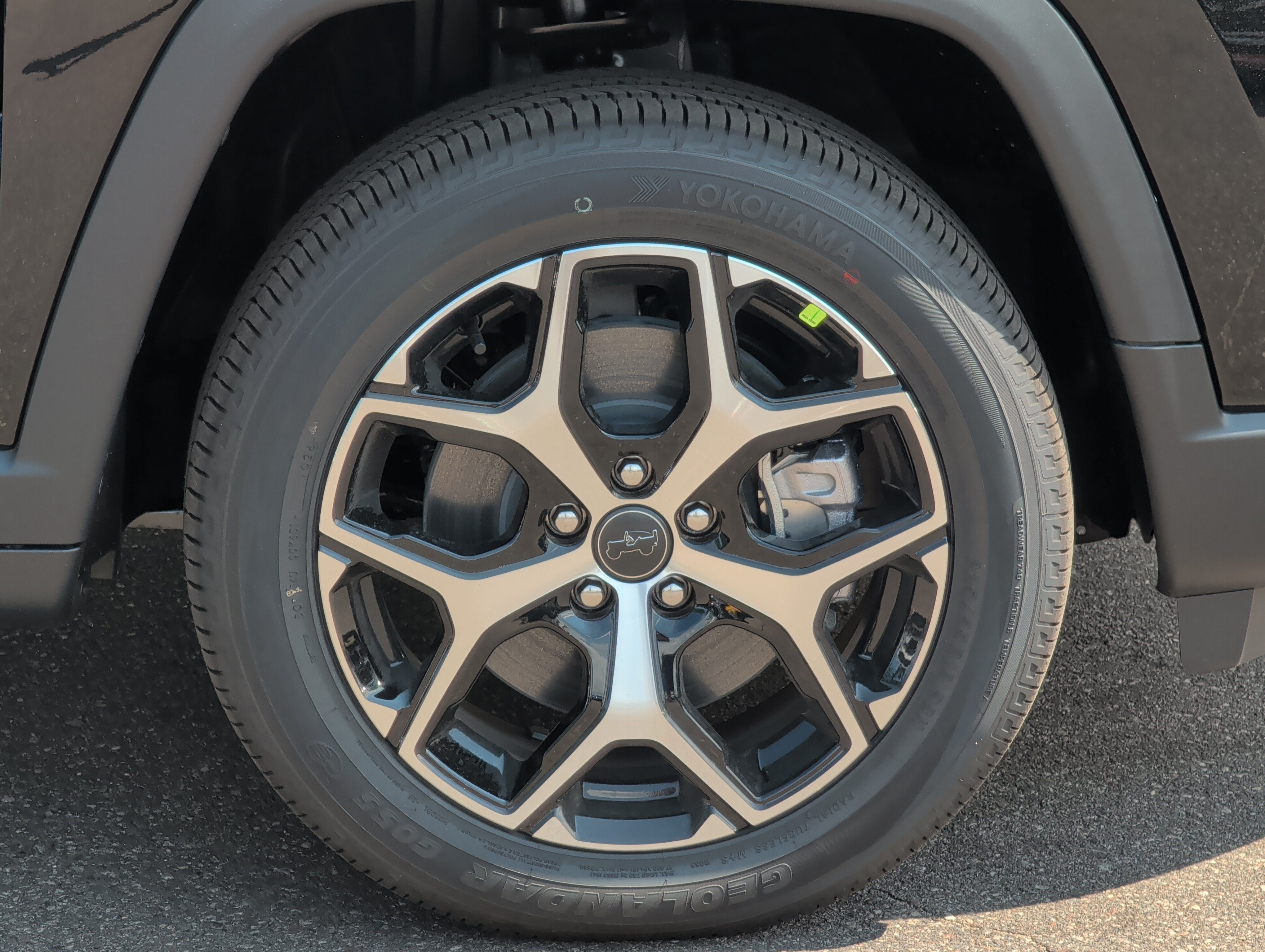 New 2026 Jeep Compass Limited AWD/4WD image 9