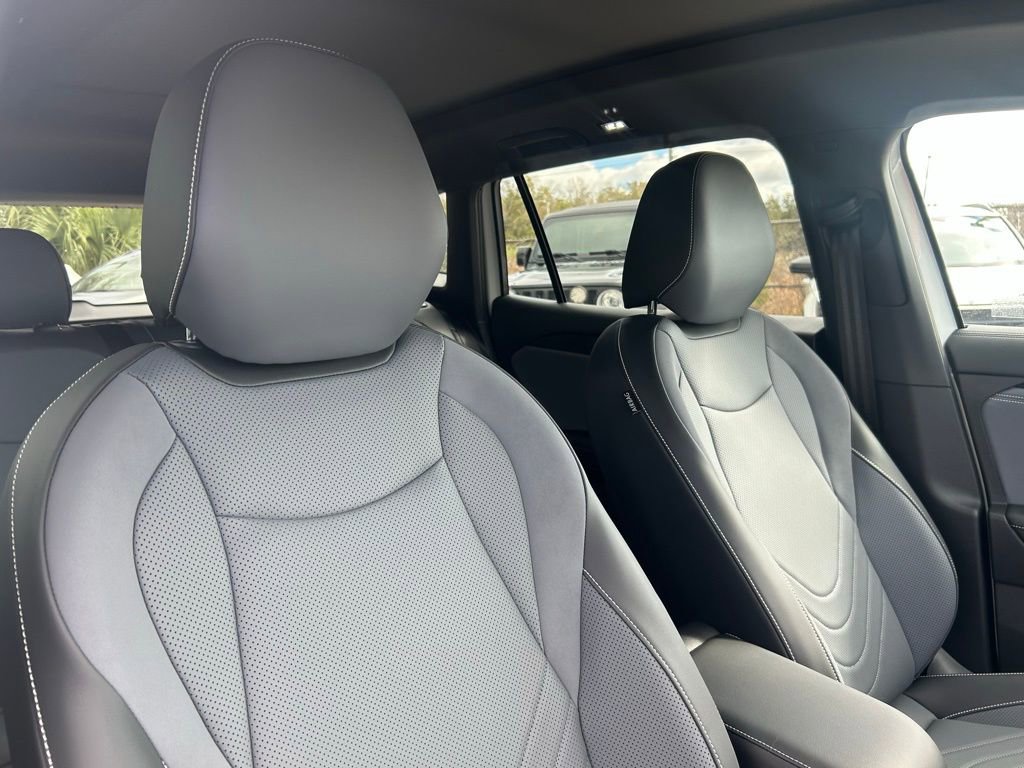 New 2026 Volkswagen Tiguan SE R-Line image 45