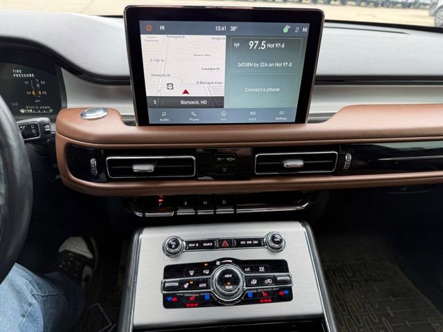 Used 2022 Lincoln Aviator Reserve w/ Equipment Group 201A AWD/4WD image 18