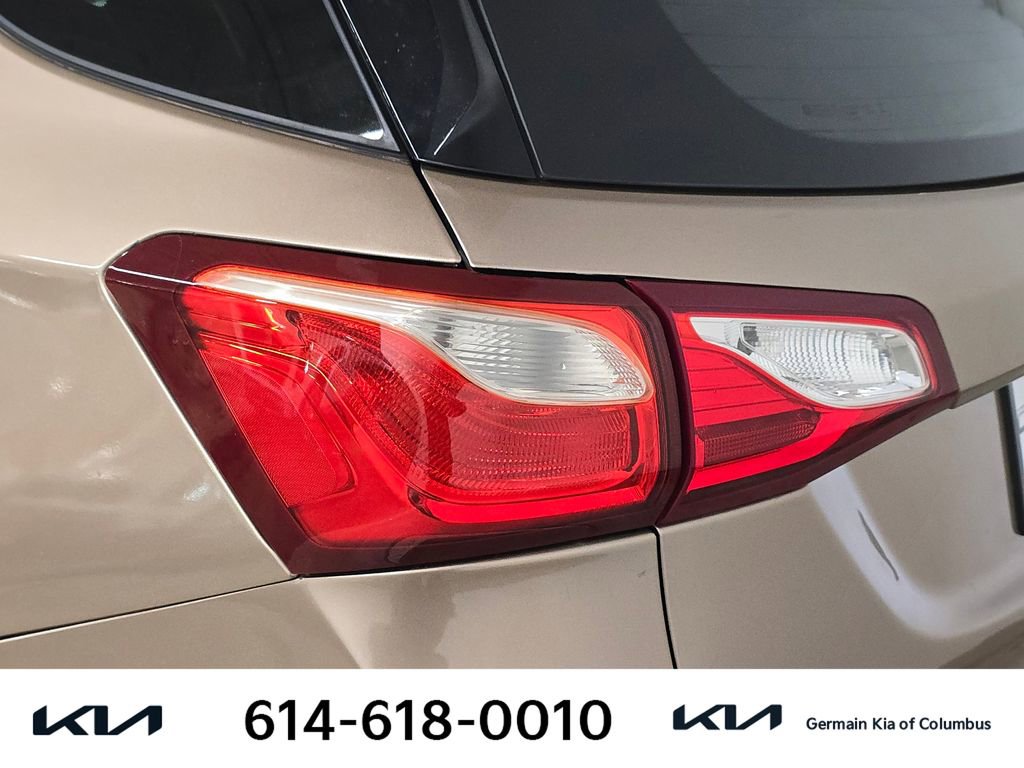 Used 2018 Chevrolet Equinox LS image 16