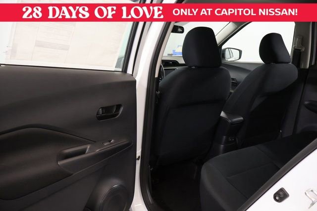 New 2025 Nissan Kicks Play S image 24