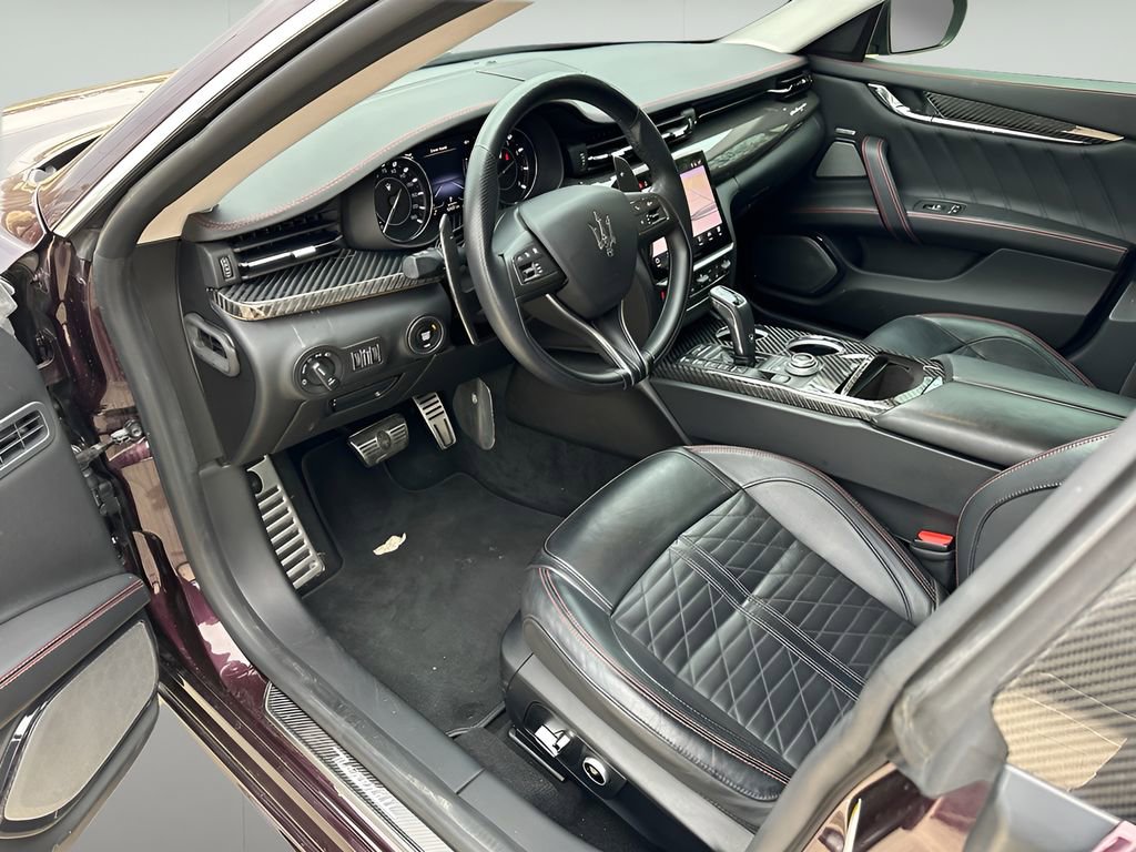 Used 2021 Maserati Quattroporte S GranSport image 13