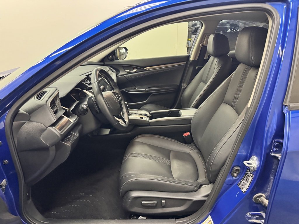 Used 2019 Honda Civic Touring image 13