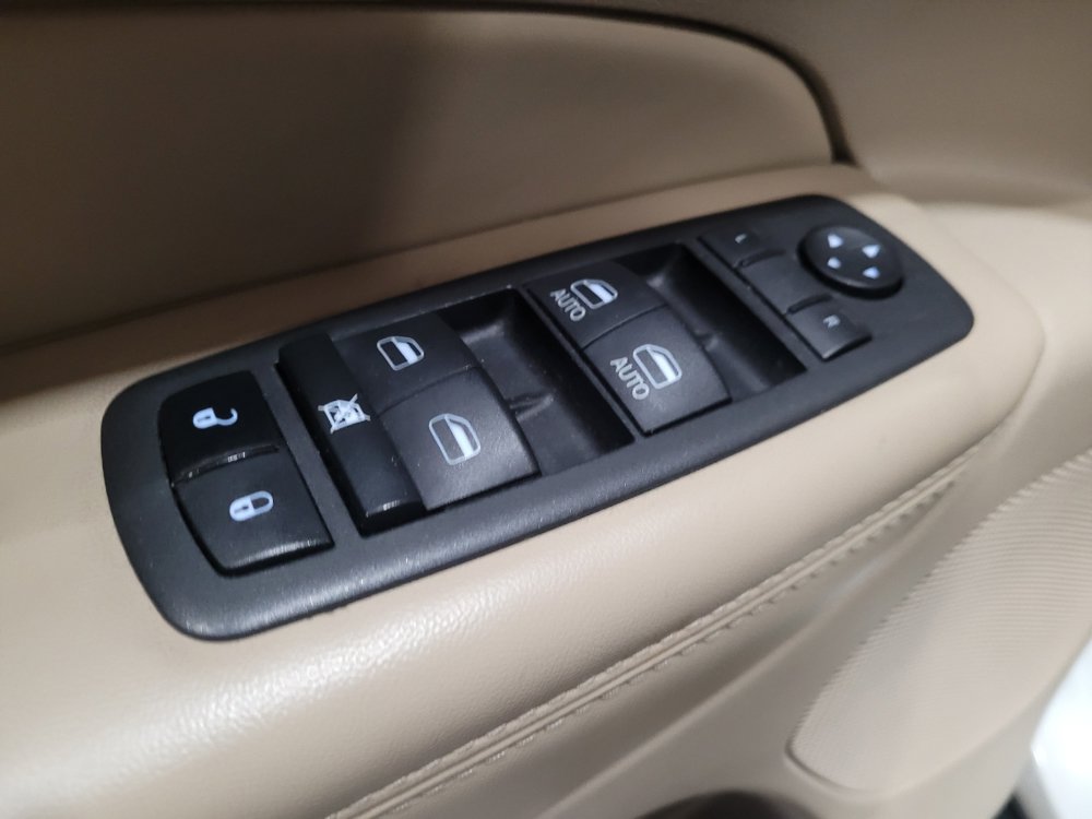 Used 2022 Jeep Grand Cherokee Laredo E w/ Security & Convenience Group AWD/4WD image 27