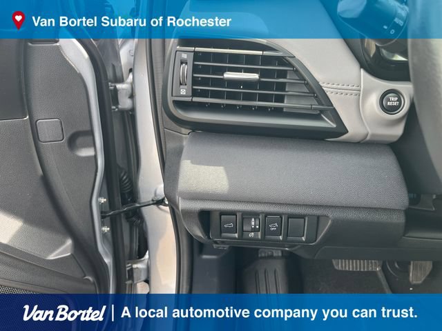 Certified 2025 Subaru Outback Premium AWD/4WD image 17